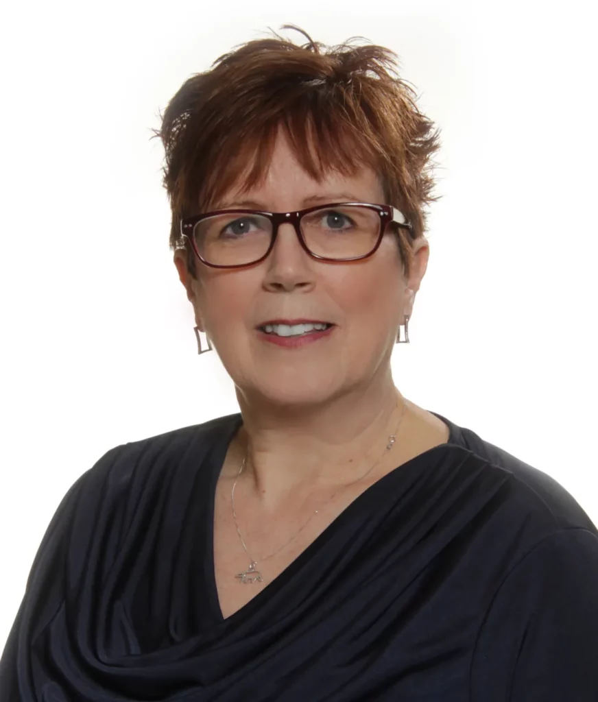 Tmpvqws Dq0 872X1024 - Coach Foundation