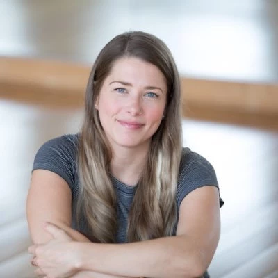 Jo8Ryt0R 400X400 - Coach Foundation