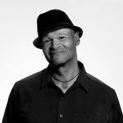 Pvuax3Sm 400X400 - Coach Foundation