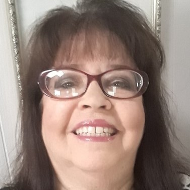 Andrea Black And White - Coach Foundation