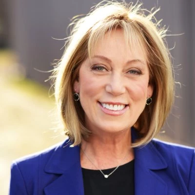 Mi Ojee9 400X400 - Coach Foundation