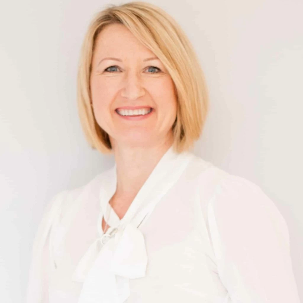 Jo Painter 1024X1024 - Coach Foundation