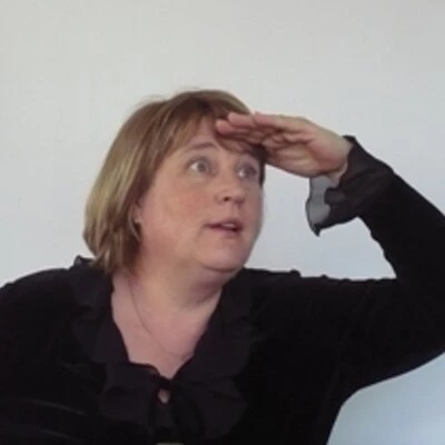 The Real Julia Roberts 005 400X400 - Coach Foundation