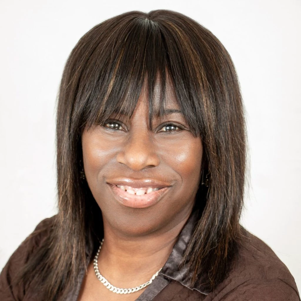 My Headshot Photo 1024X1024 - Coach Foundation