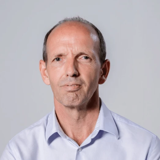 Charlie Casual Cropped Edited - Coach Foundation