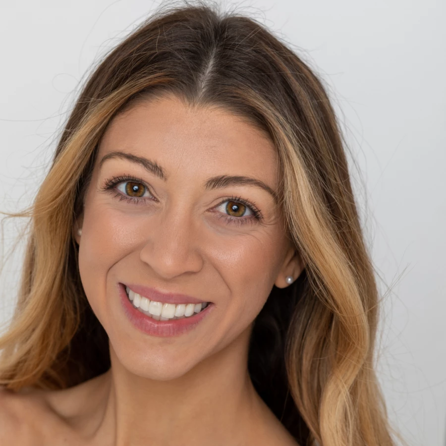 Michelle Headshot 1 - Coach Foundation