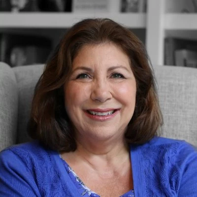 Hmnqwqnv 400X400 - Coach Foundation