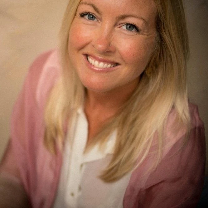 Petelongworth Lisaclark 055 Edited - Coach Foundation