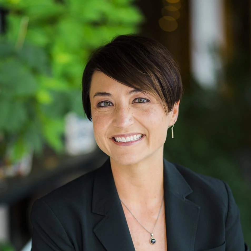 Tami Chapek Headshot Edited - Coach Foundation