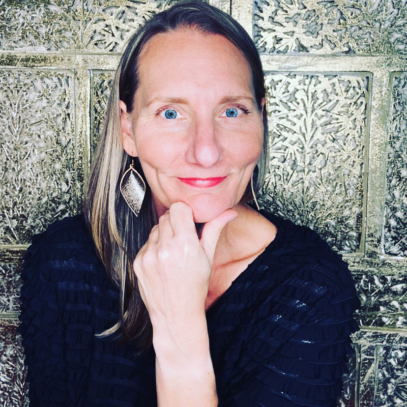 Tlee Headshot 1 - Coach Foundation