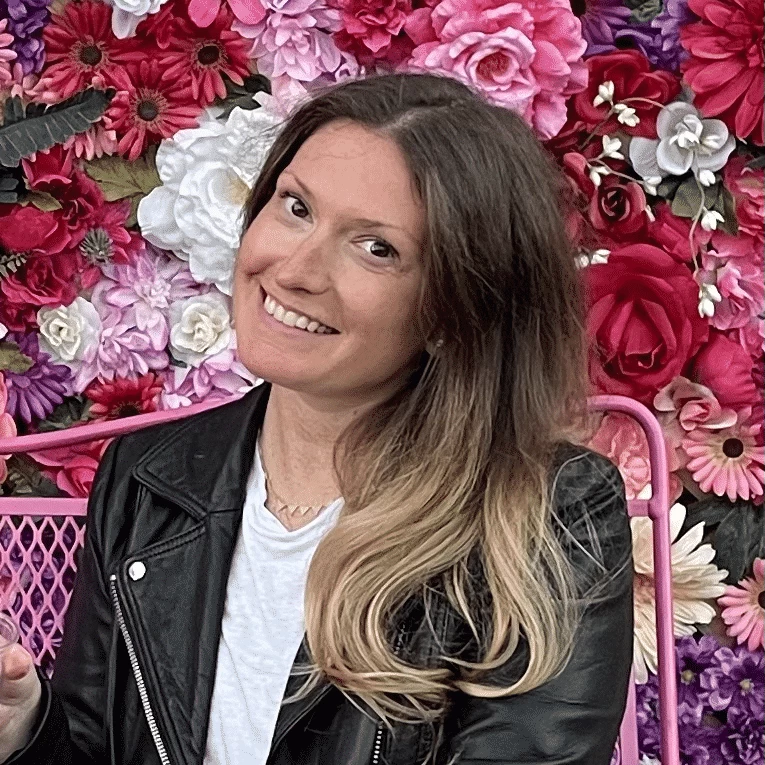 Nicole Guena - Coach Foundation