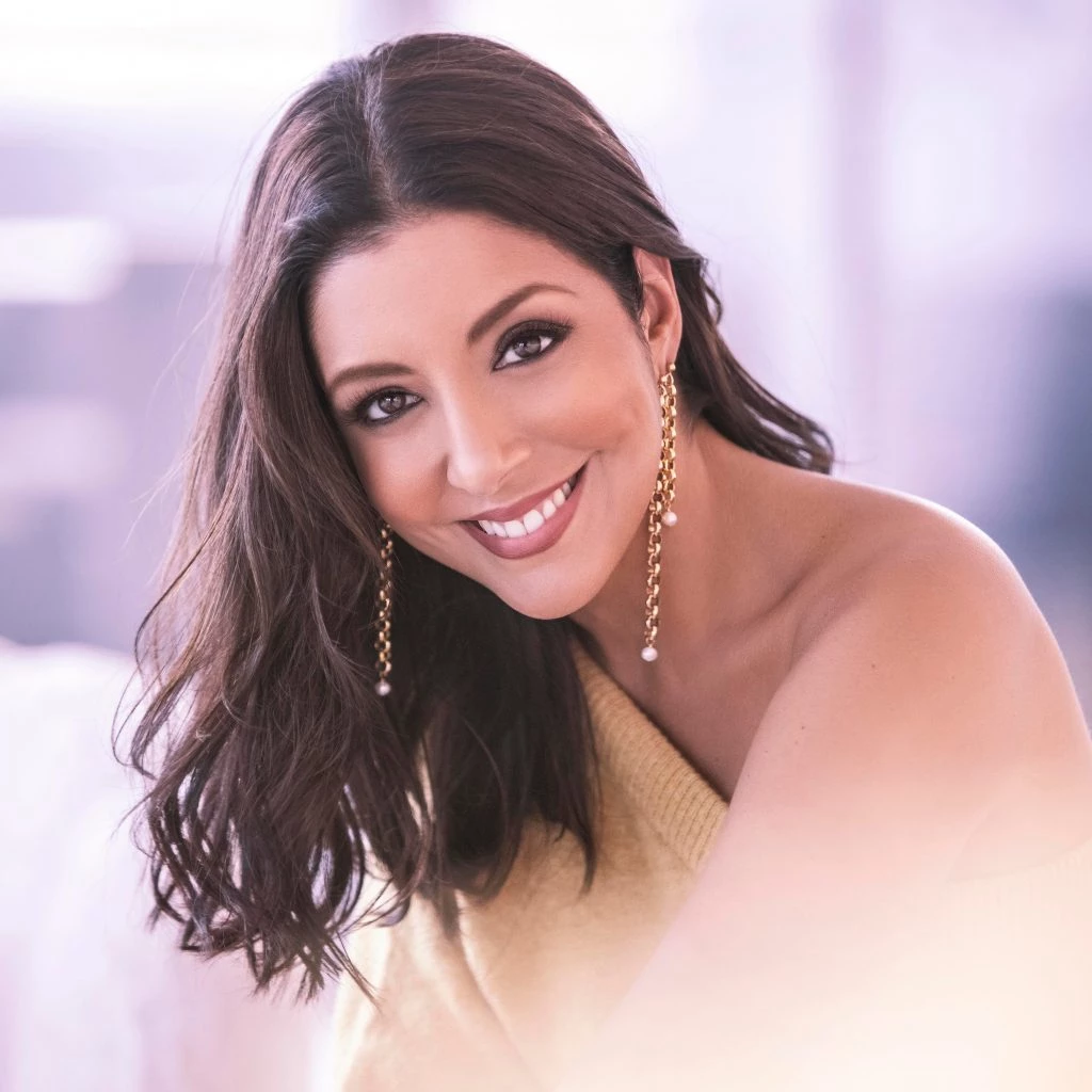 Yadira Abouomar - Coach Foundation