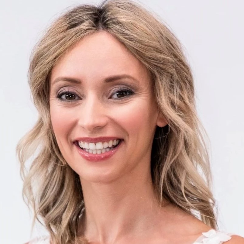 Headshot Close Up - Coach Foundation