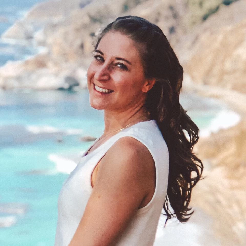 Cara Molina - Coach Foundation