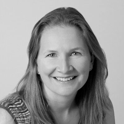 Smlvgvd9 400X400 - Coach Foundation