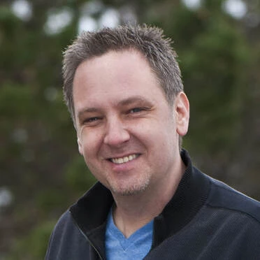 Emc Headshot - Coach Foundation