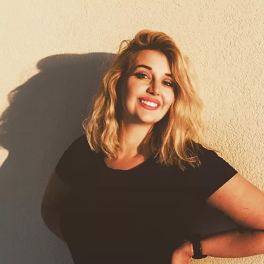 Tessa Hull Headshot - Coach Foundation