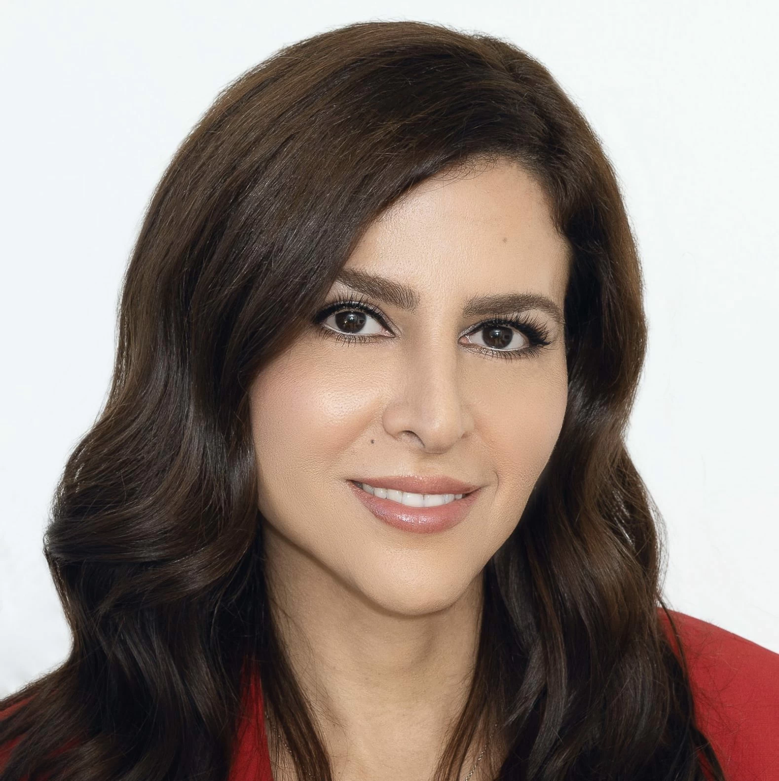 Naz Beheshti Headshot Copy Edited - Coach Foundation