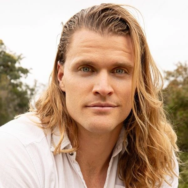 James Carson Headshot Edited - Coach Foundation